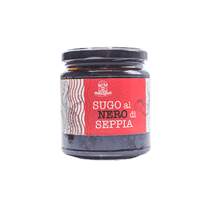 Sugo al nero di sepia … die schwarze Sauce vom Tintenfisch … definitiv ein Hingucker auf dem Teller und ausgezeichnet im Geschmack. Probieren Sie es! Sie werden begeistert sein